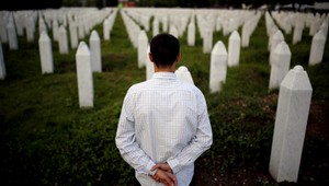 Rusi chcú vetovať vyhlásenie srebrenickej masakry za genocídu