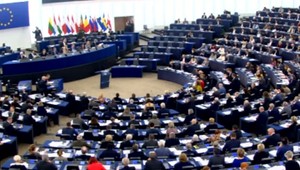 Monitorovacia misia na Slovensku. Členovia sa rozdelia do dvoch línii