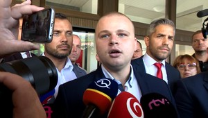 Rozpad ĽSNS? Po konflikte s Kotlebom odchádzajú zo strany Mazurek a ďalší politici