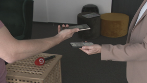 Povinné bezhotovostné platby: Pribudne aj štátny QR systém