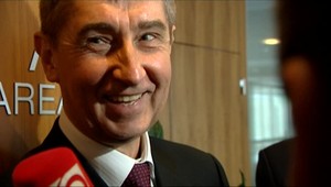 Babiš v klube podporil uzákonenie sobášov homosexuálov