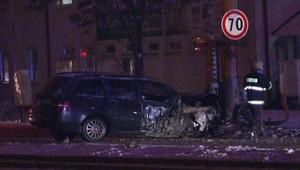 Opitá matka (27) viezla syna (2). Auto zdemolovala o stĺp!