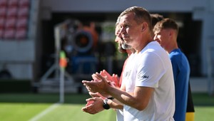 Sokolíci s jednou prehrou a jednou remízou so susedmi