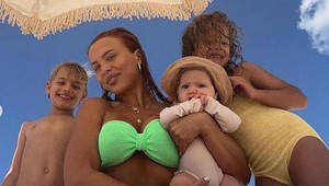 Žena ukázala telo krátko po pôrode, ľuďom padla sánka: Aj takto môže vyzerať mama 3 detí