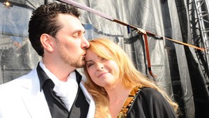 Iveta ma stála 15 000 eur, priznáva exmilenec Bartošovej