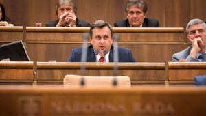 Zmeny v rokovacom poriadku. Toto sa poslancom nebude páčiť