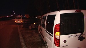 Ožratý šéf policajtov uviazol v rieke, vyslobodili ho až kolegovia