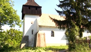 Pri hľadaní Svätého grálu netreba ísť ďaleko. Je možné, že sa nachádza na Gemeri