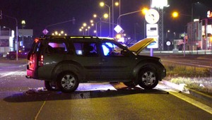 Po vážnej nehode pri Zvolene sa auto s manželmi niekoľkokrát prevrátilo na strechu