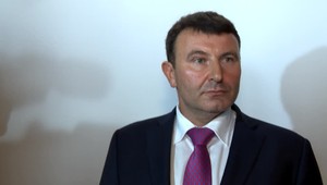 NAKA zadžala bývalého šéfa Finančnej správy Imreczeho, podľa informácií TV JOJ aj exšéfa IT Milana Gregu