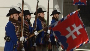 Škandál v prezidentskom paláci. Čestnej stráži našli drogy