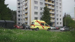 Tragédia na sídlisku: 14-ročný chlapec neprežil pád z okna