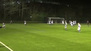 Priam epický rabona gól! A zrodil sa v kategórii futbalistov do 15 rokov!