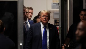 Porota uznala Donalda Trumpa za vinného. Medzi exprezidentmi je prvý