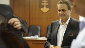 Pojednávanie v kauze vytunelovania nebankoviek odročili na neurčito