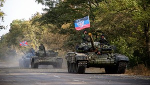 Na Donbase sa strieľa, luhanskí povstalci sú v bojovej pohotovosti