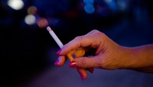 Každý piaty Slovák je závislý od nikotínu. Zabíja aj obľúbená kombinácia
