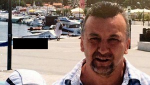 Policajt z Trenčína skolaboval pred očami kolegov