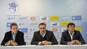 Slovákov povedie rovnocenný tandem Griga - Hipp
