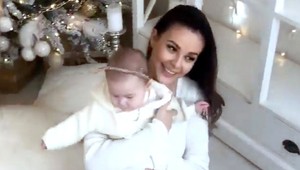 Monika Bagárová to všetkým natrela! Najkrajšie vianočné fotky celej rodinky!