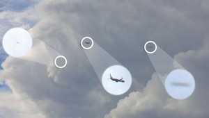 Neželaná spoločnosť, civilné lietadlo sprevadzálo UFO