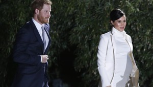 Meghan prenasledujú rovnako ako Dianu, tvrdí slávny herec