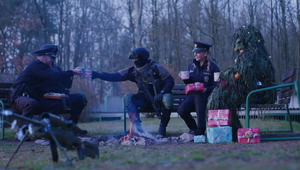 Trendové videá policajtov na internete nie len pobavia, ale aj poučia