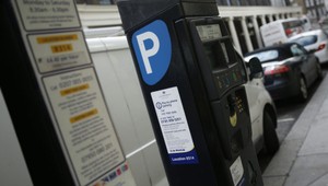 Televízia JOJ odhalila podvod s výberom parkovného. Prípadu sa už ujala polícia