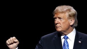 Trump podpísal rekordný vojenský rozpočet 717 miliárd dolárov