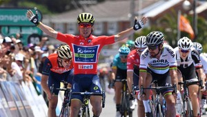 Sagan bojoval o etapové víťazstvo. Proti bol opäť Ewan