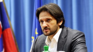 V Gabčíkove bude viac policajtov, avizuje Kaliňák