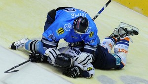 Döme s desaťzápasovým dištancom za napadnutie Chmela