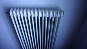 Kúrite správne? Týmto spôsobom nevyhadzujete peniaze von oknom