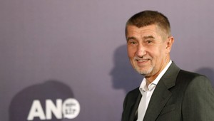 České voľby by ovládol expremiér Babiš. Do snemovne by sa dostalo aj krajne pravicové SPD