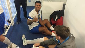 Super finta, torpédo pod brvno. A akrobatická oslava