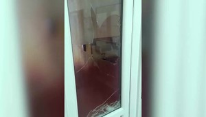 Agresívny muž v nemocnici behal po oddeleniach a vulgárne nadával personálu. Vraj hľadal priateľku