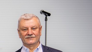 Zomrel Jozef Krošlák, bývalý hovorca Mečiara a predseda Rady STVR