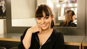 Z TEJTO fotky srší láska! Ewa Farna s rodinkou pod stromčekom