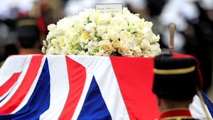 Svet sa rozlúčil s Margaret Thatcherovou (†87)