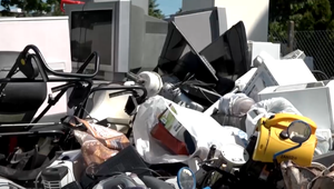 Aj odpad sa kradne? "Kožkári" si neodopreli elektroniku spred domov