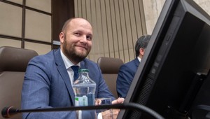 NR SR: Parlament schválil dlhodobý plán obrany štátu