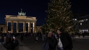 Výpadok prúdu v Berlíne spôsobili ľavicoví extrémisti. Tisíce domácností mrznú, opravy potrvajú dni