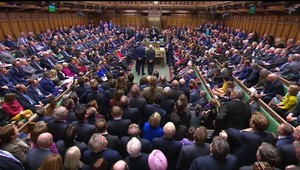 Britskí poslanci odmietli brexit bez dohody