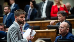 Danko si zavaril: Opozícia chce test na alkohol a odstúpenie, premiér Fico hovorí o normálnom ľudskom príbehu