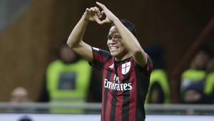 Vychytávka Kucovho parťáka Baccu! Jeho rabona gól chytá za srdce!