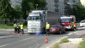 Tragédia v Starej Turej: Kamionista si nevšimol ženu, vozidlo ju ťahalo 15 metrov pod sebou