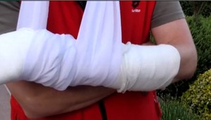 Zrazil cyklistu a z miesta ušiel. Polícia pátra po vodičovi z okolia Humenného