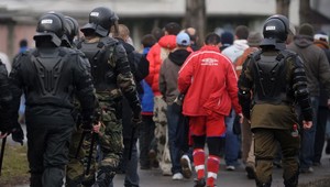 Futbaloví chuligáni? Prídu vyčíňať aj na zápas s Dánskom?