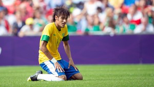 VIDEO. Aj majster tesár sa utne. Neymar a jeho jedenástkový úlet