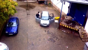 V Bratislave prepadli SBS-kára, padli výstrely